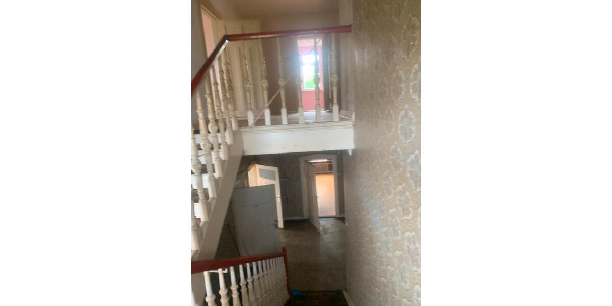 Villa Beverstedt - 9 Zimmer, 260 m&sup2;, 230.000&euro; | Angebot:27144683