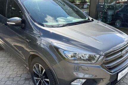Ford Kuga 136.150 km 10.450 &euro; Beverstedt 27616
