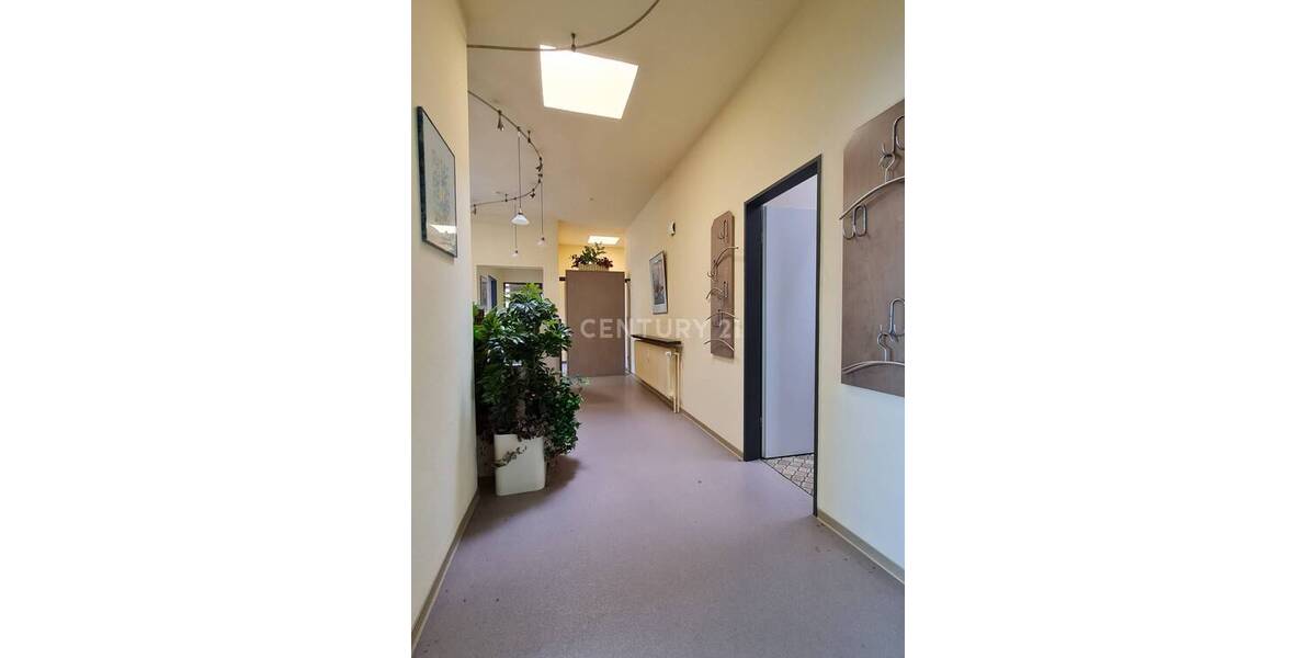 Gewerbeobjekt Nordenham Einswarden - 6 Zimmer, 165 m&sup2;, 139.500&euro; | Angebot:23967092