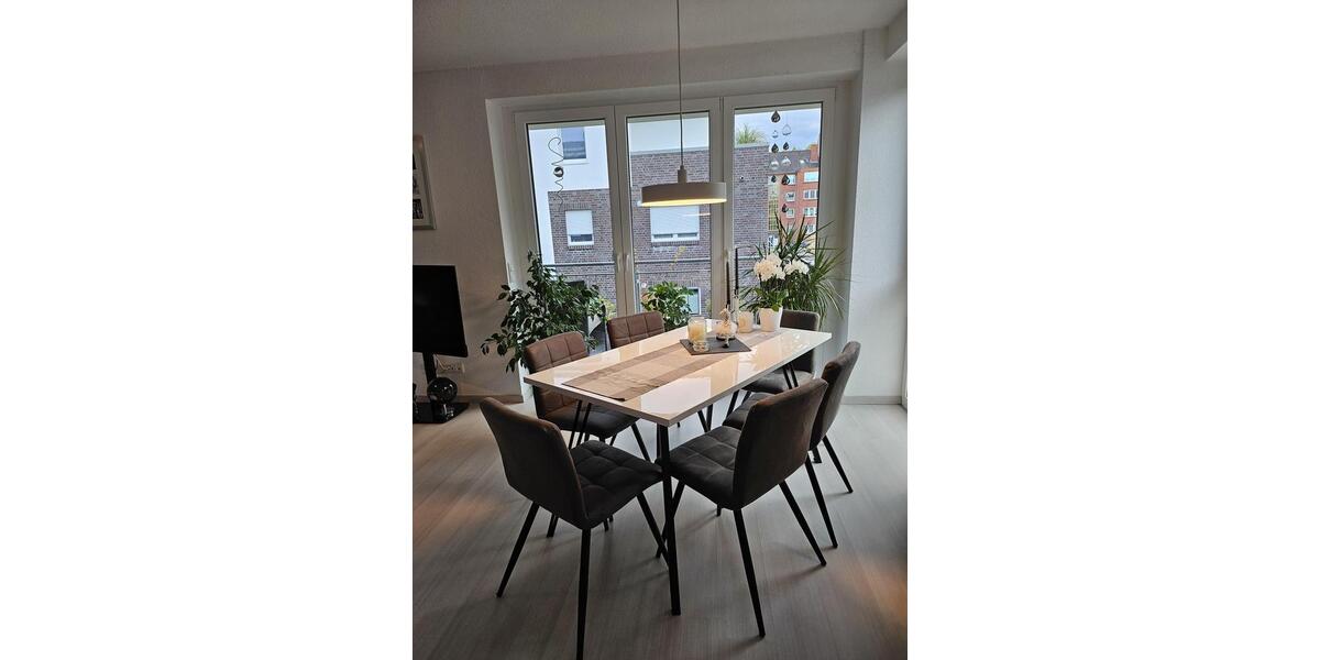 Etagenwohnung Wilhelmshaven Heppens - 3 Zimmer, 83 m&sup2;, 1.000&euro; | Angebot:25980785