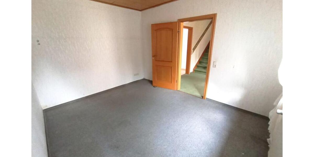 Modernisiertes EFH mit großem Grundstück, Glas-Terrasse & Sauna zimmer