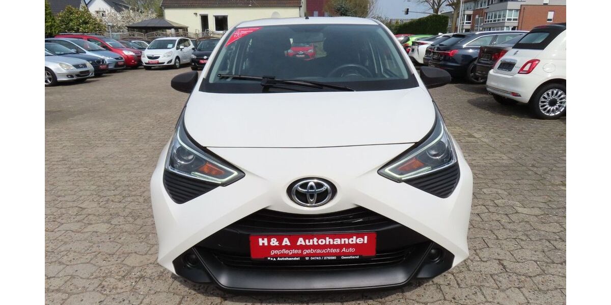Toyota Aygo (X) 135.205 km 6.199 &euro; Geestland 27607