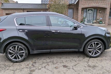 Kia Sportage 141.000 km 14.100 &euro; Geestland 27607