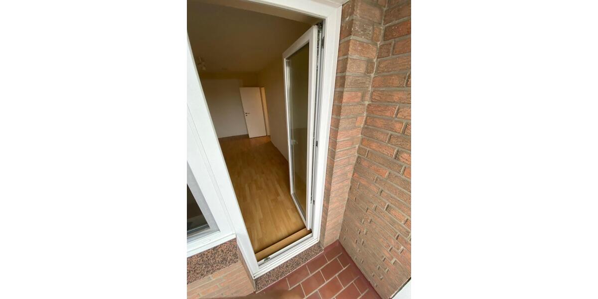 Etagenwohnung Bremerhaven Lehe - 4 Zimmer, 105 m&sup2;, 810&euro; | Angebot:26620123