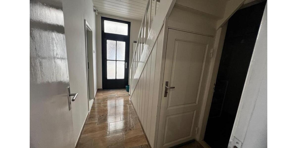 Doppelhaushälfte Brake (Unterweser) - 4 Zimmer, 160 m&sup2;, 145.000&euro; | Angebot:25841872