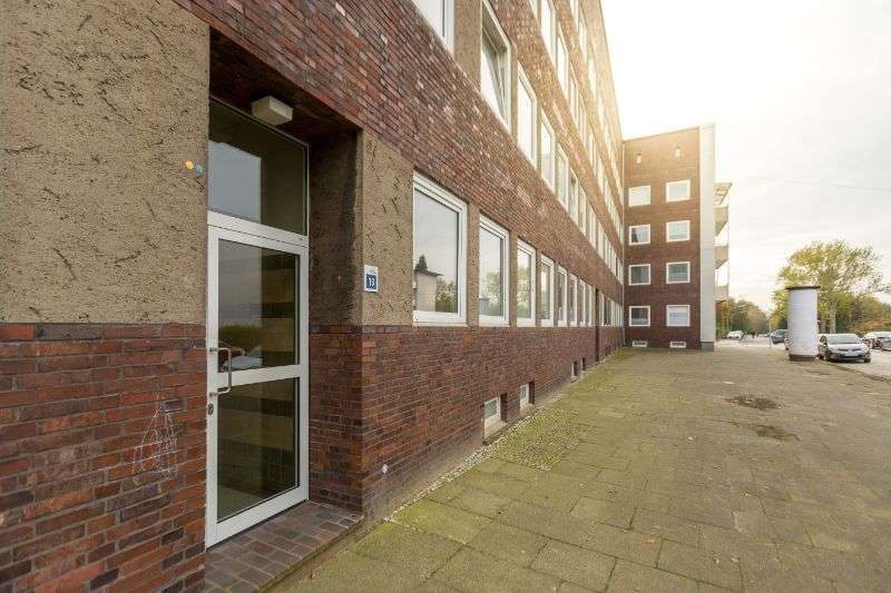 Wohnung zum Mieten in Bremerhaven 325 € 58.01 m²