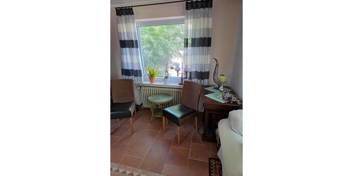 Einfamilienhaus Brake (Unterweser) - 4 Zimmer, 106 m&sup2;, 250.000&euro; | Angebot:26996190