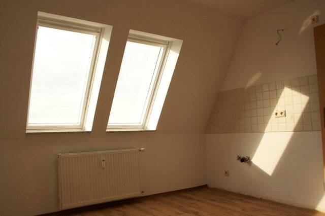 Etagenwohnung Bremerhaven Mitte - 2 Zimmer, 66 m&sup2;, 400&euro; | Angebot:24855724