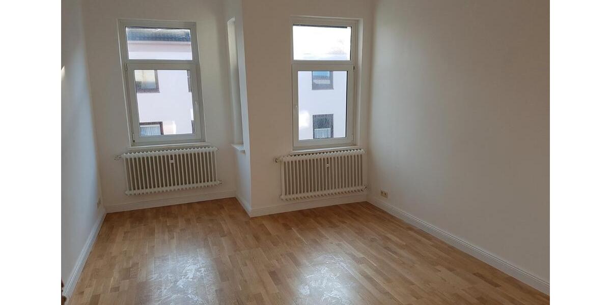 Etagenwohnung Bremerhaven Mitte - 2 Zimmer, 57 m&sup2;, 440&euro; | Angebot:25988773