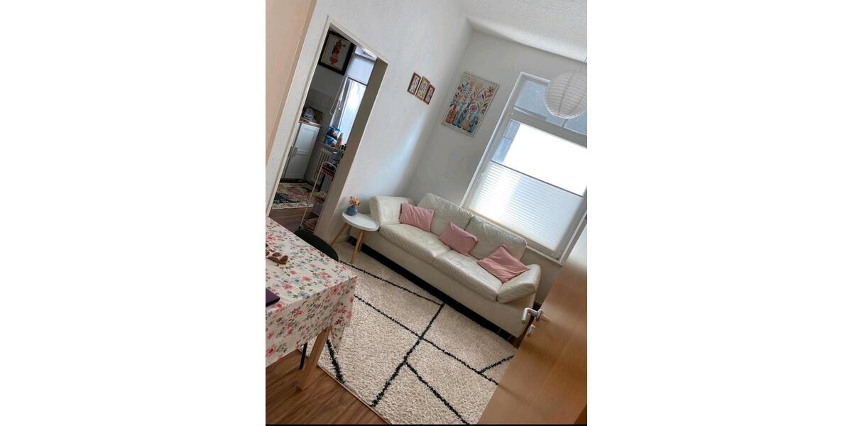 Schöne Erdgeschosswohnung in attraktiver Lage 3.5 zimmer