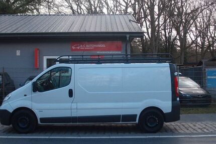 Opel Vivaro 176.798 km 7.399 &euro; Loxstedt-Hahnenknoop 27612