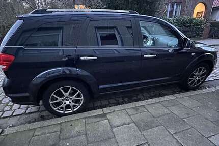 Fiat Freemont 169.000 km 8.900 &euro; Bremerhaven 27576