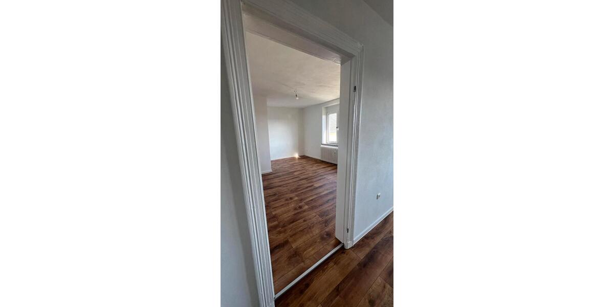 Etagenwohnung Wilhelmshaven Heppens - 4 Zimmer, 105 m&sup2;, 435&euro; | Angebot:25855656
