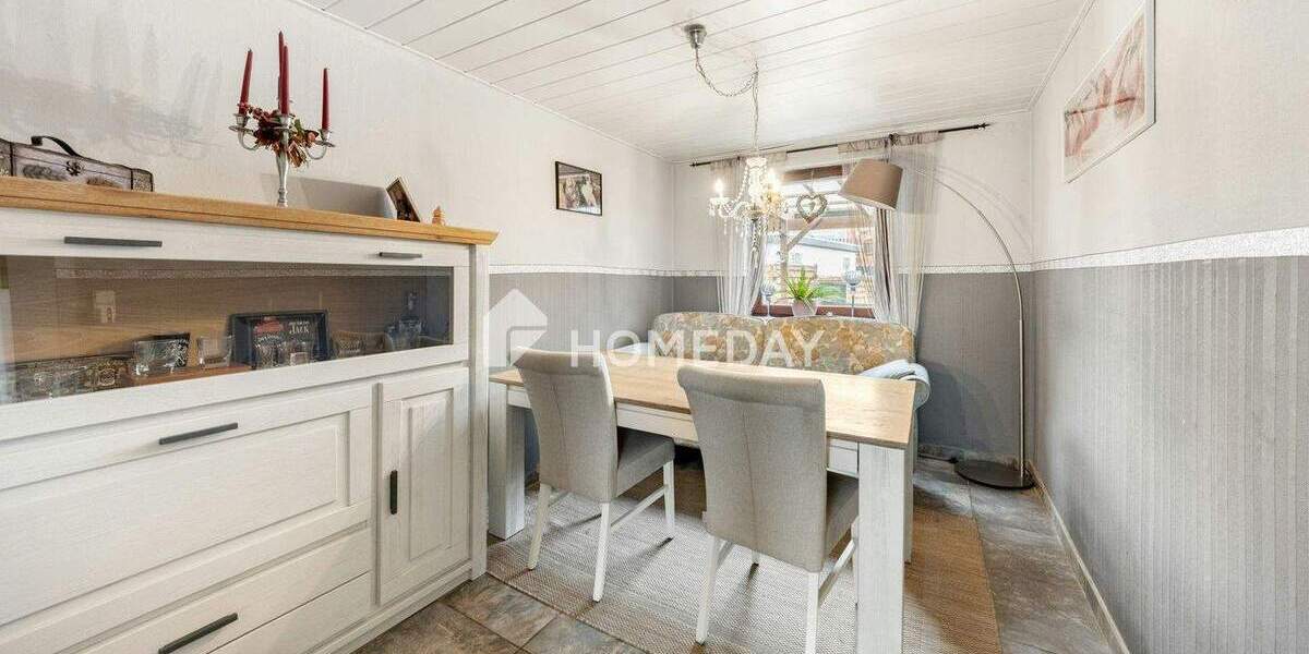 Einfamilienhaus Nordenham - 6 Zimmer, 140 m&sup2;, 229.000&euro; | Angebot:25677729