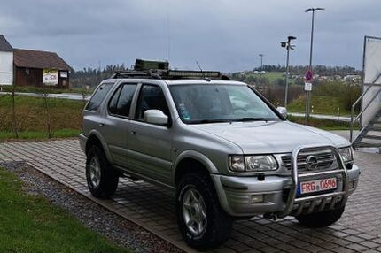 Opel Frontera