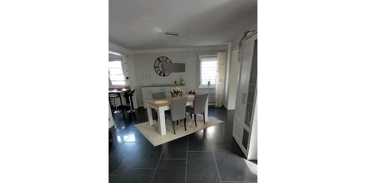 Einfamilienhaus Bremerhaven Schiffdorferdamm - 5 Zimmer, 160 m&sup2;, 389.000&euro; | Angebot:26088924