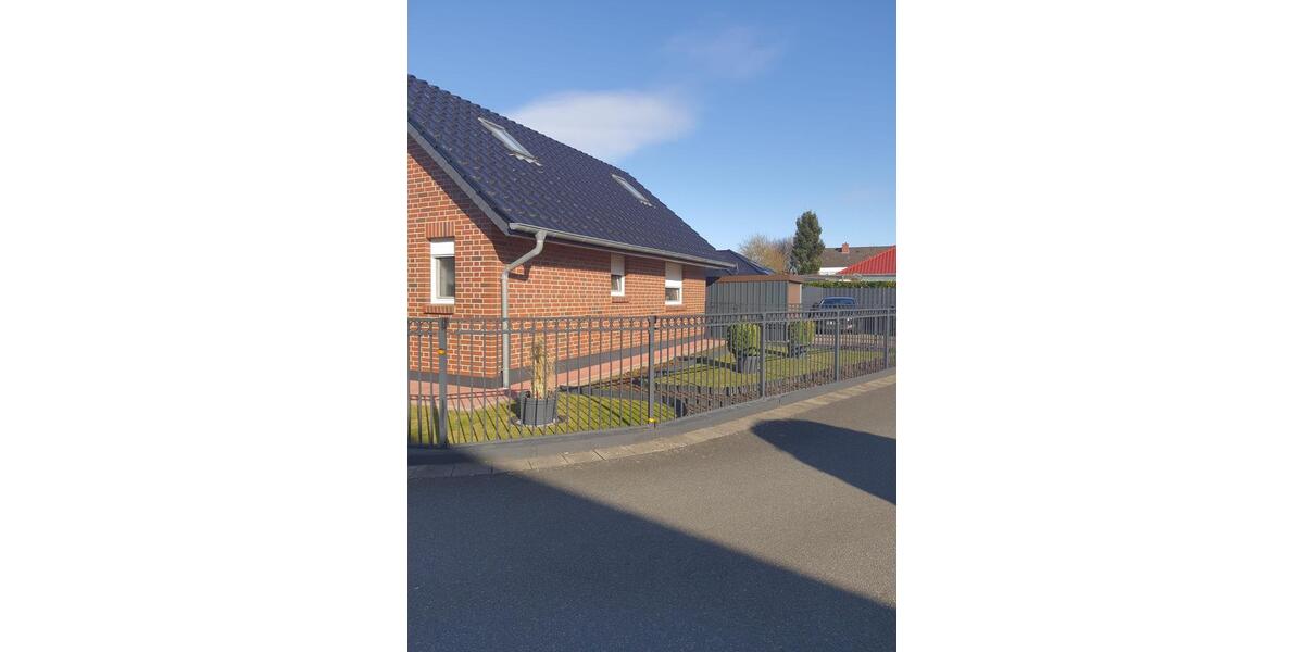 Mehrfamilienhaus, Wohnhaus Bremerhaven Schiffdorferdamm - 9 Zimmer, 210 m&sup2;, 550.000&euro; | Angebot:25891632
