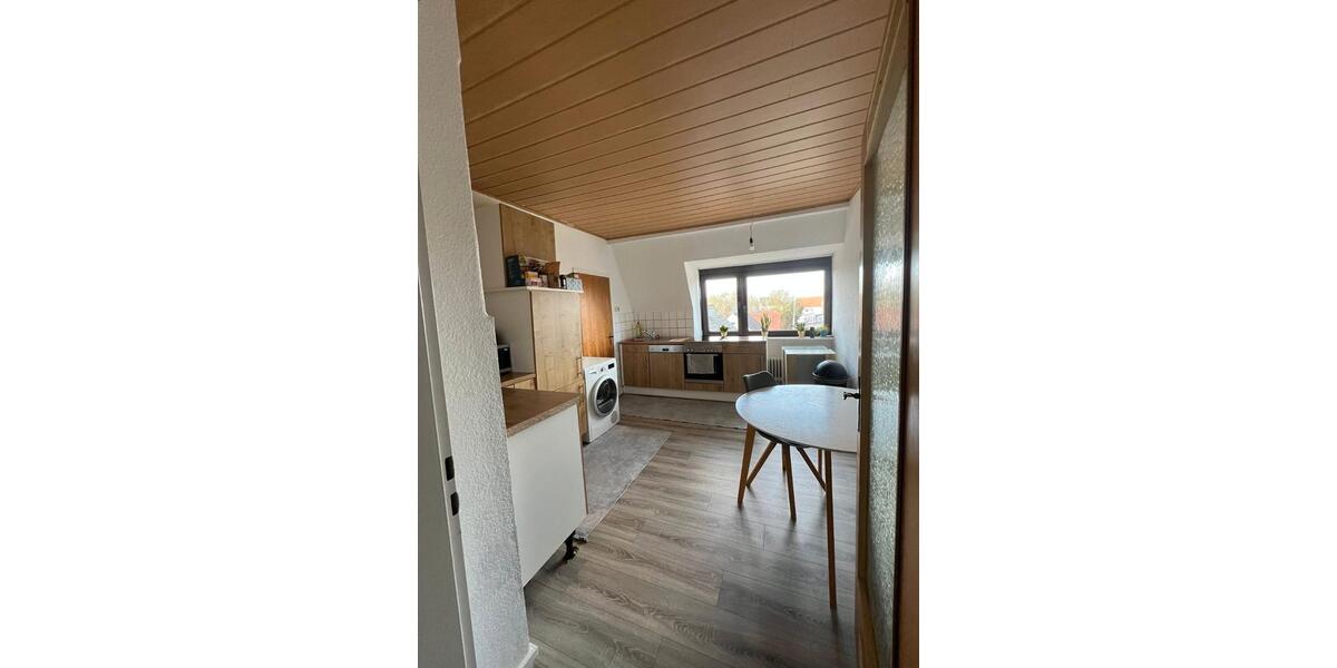 Etagenwohnung Nordenham - 4 Zimmer, 80 m&sup2;, 895&euro; | Angebot:26675192