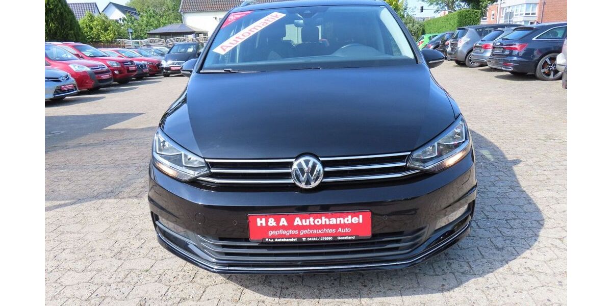 VW Touran 83.256 km 20.499 &euro; Geestland 27607