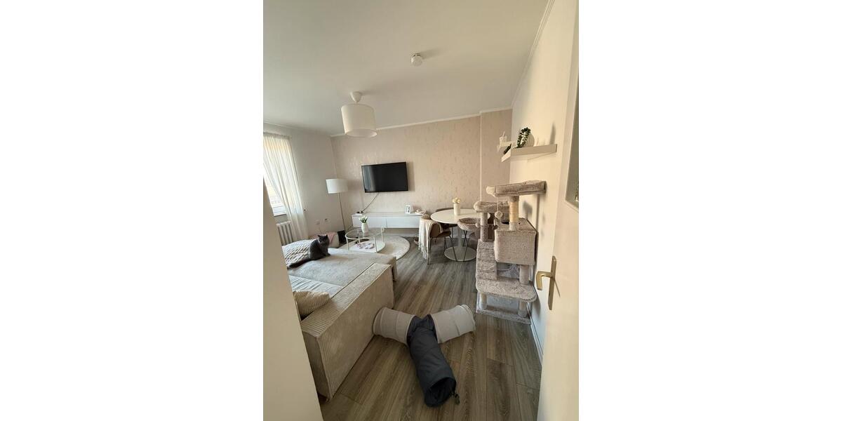 Etagenwohnung Bremerhaven Geestemünde - 2 Zimmer, 39 m&sup2;, 465&euro; | Angebot:25231694