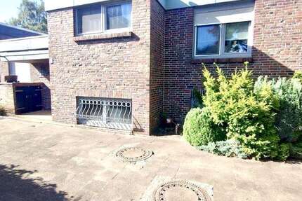 Haus Wilhelmshaven - 8 Zimmer, 161 m&sup2;, 329.000&euro; | Angebot:26214193