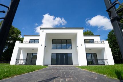 Haus Bremerhaven Wulsdorf - 7 Zimmer, 488 m&sup2;, 1.290.000&euro; | Angebot:24573590