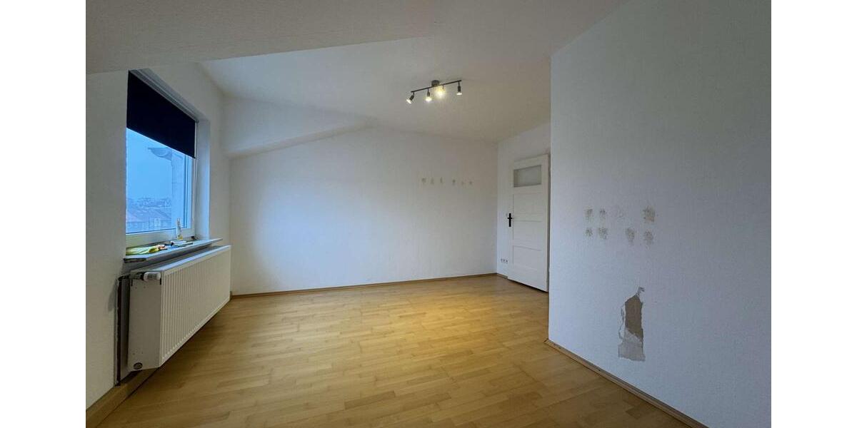 Dachgeschoßwohnung Wilhelmshaven Heppens - 1.5 Zimmer, 41 m&sup2;, 365&euro; | Angebot:23875935