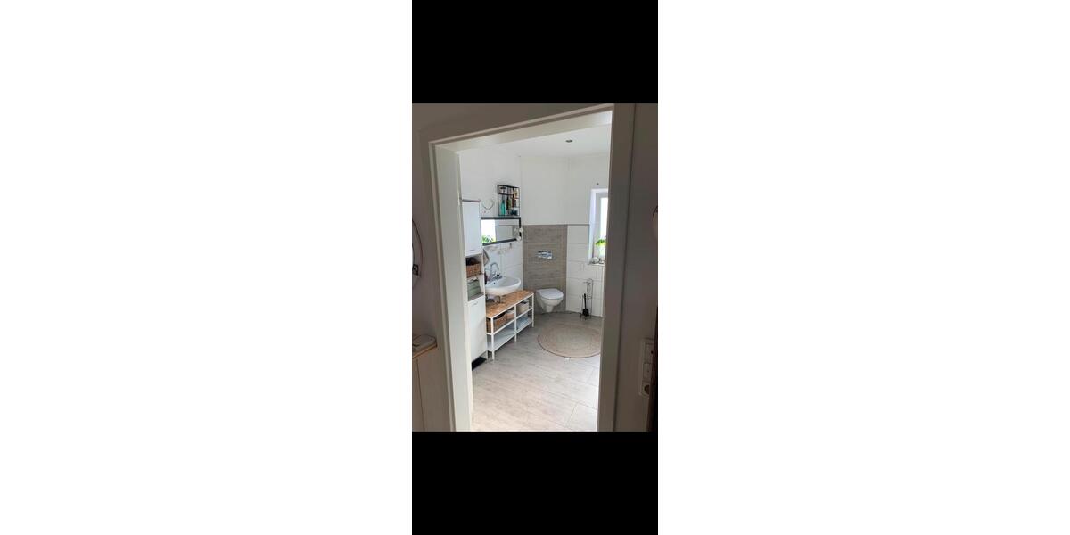 Erdgeschoßwohnung Nordenham - 4 Zimmer, 98 m&sup2;, 1.220&euro; | Angebot:26655657