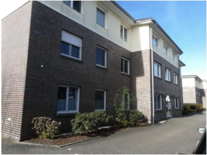 Moderne Wohnung für das reife Alter mit Fahrstuhl und großem Balkon 4 zimmer