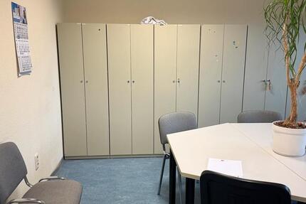 Gewerbefläche 230 m² – ideal für Dentallabor, Praxis oder Büro zimmer