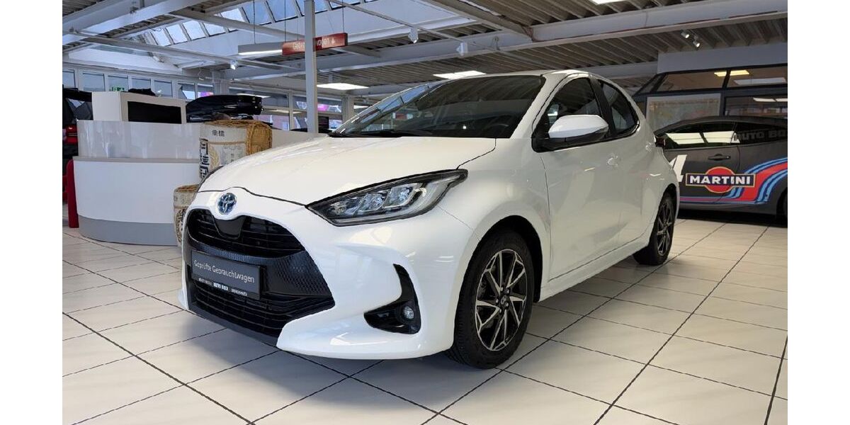 Toyota Yaris 27.000 km 19.950 &euro; Bremerhaven 27580