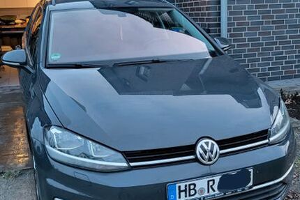 VW Golf 192.000 km 8.300 &euro; Bremerhaven 27574