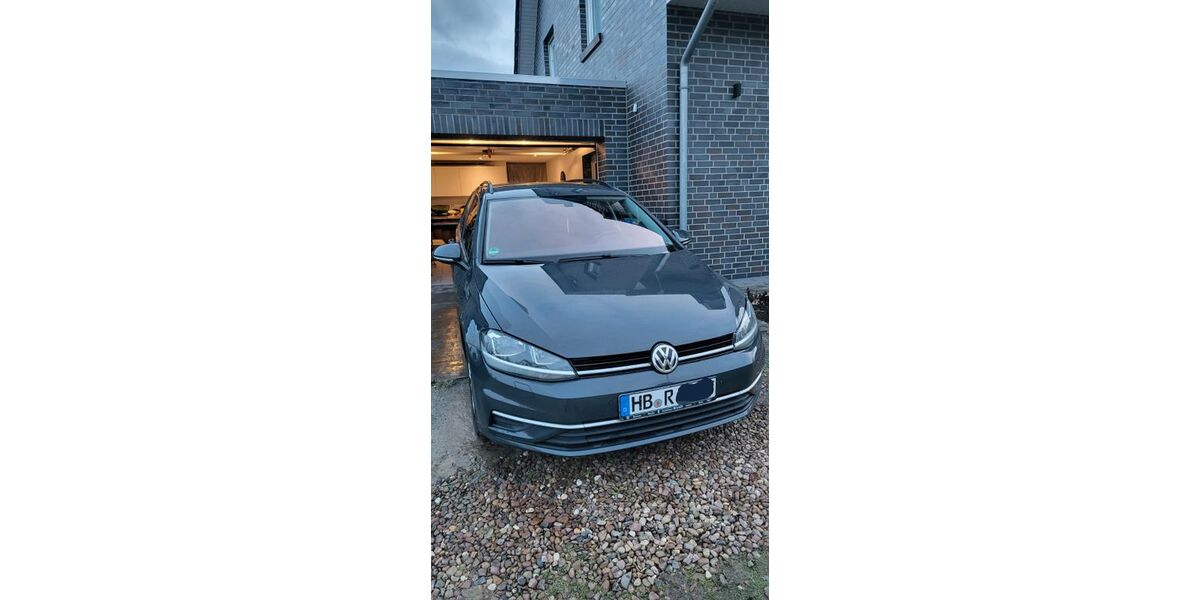 VW Golf 192.000 km 8.300 &euro; Bremerhaven 27574