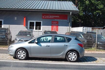 Opel Astra 81.825 km 6.799 &euro; Loxstedt-Hahnenknoop 27612