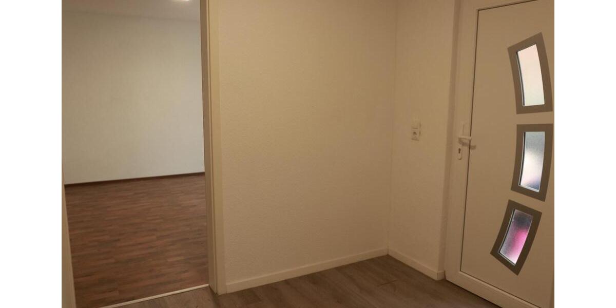 3-Zimmer Wohnung mit Küche und Fußbodenheizung in Brake 3 zimmer