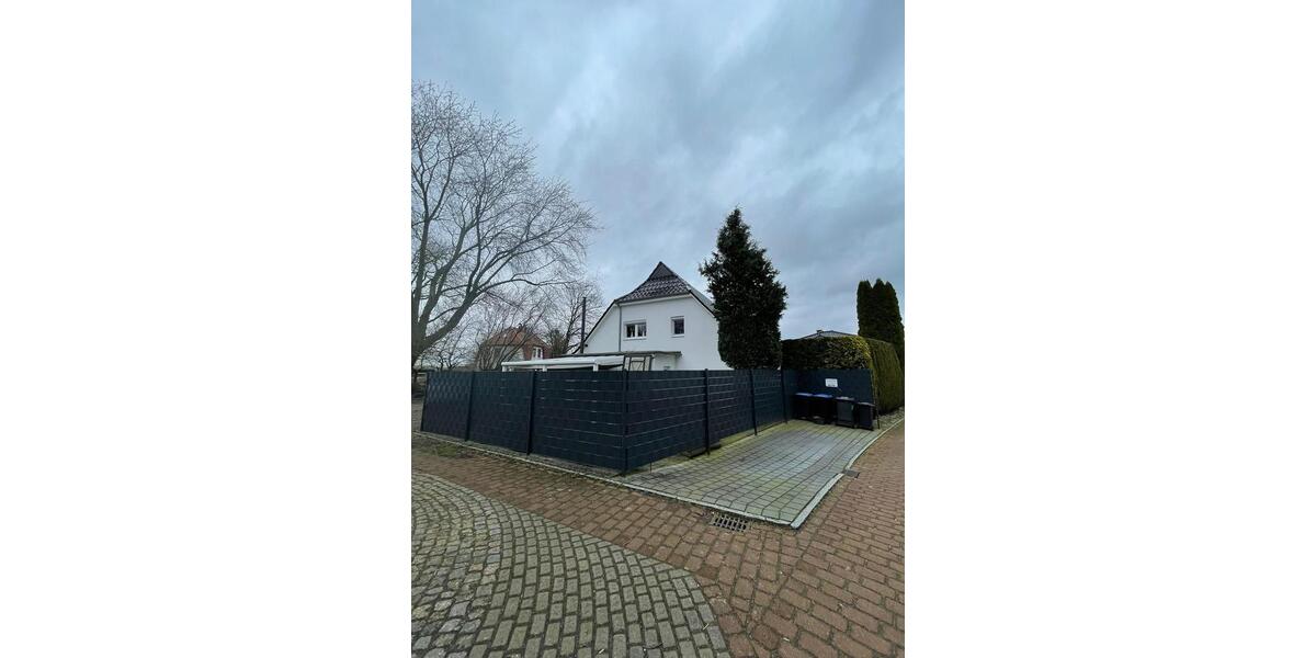 Einfamilienhaus Loxstedt - 12 Zimmer, 335 m&sup2;, 375.000&euro; | Angebot:27013662