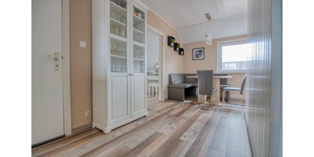 Dachgeschoßwohnung Hagen im Bremischen - 4 Zimmer, 107 m&sup2;, 995&euro; | Angebot:26340680
