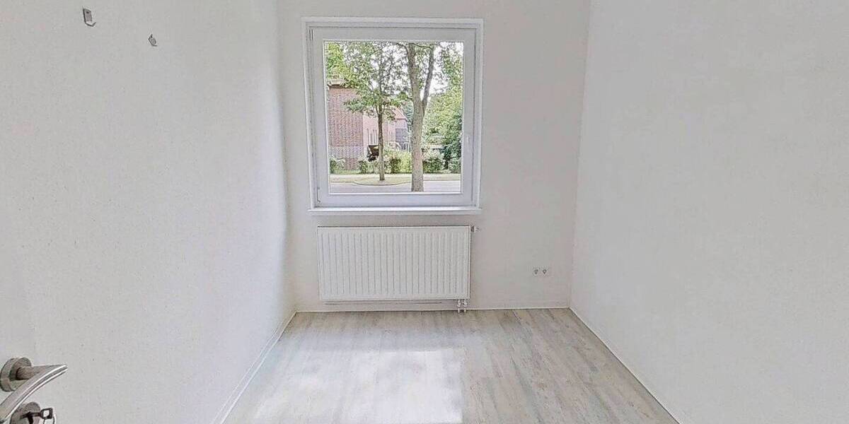 Etagenwohnung Nordenham Einswarden - 6 Zimmer, 105 m&sup2;, 739&euro; | Angebot:26891622