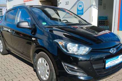 Hyundai i20 136.055 km 5.999 € Jade 26349