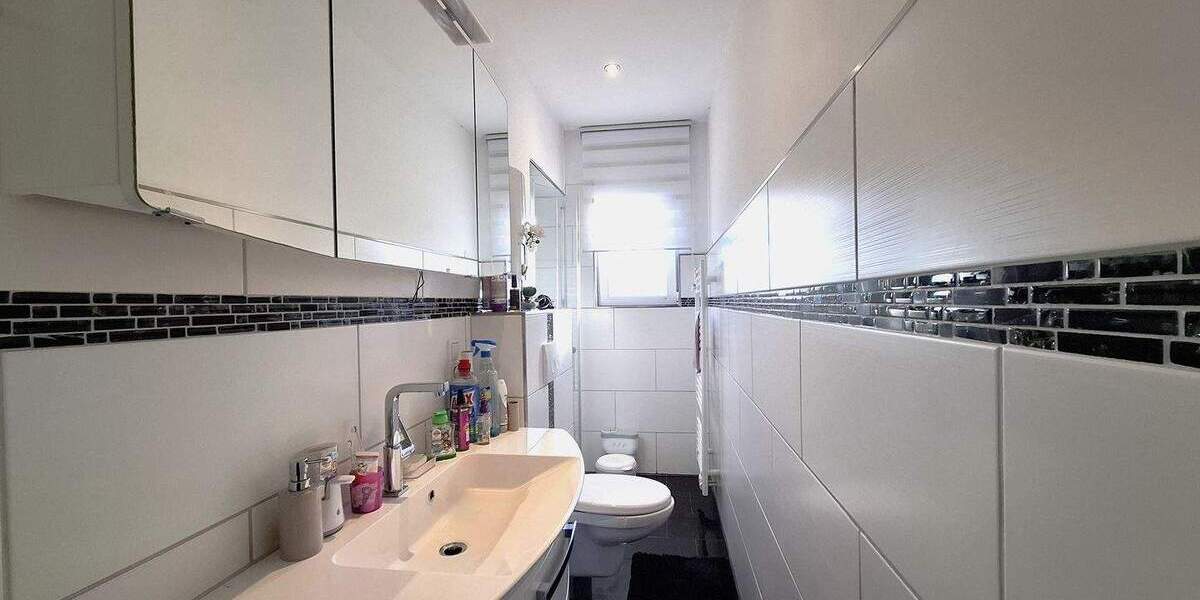 Mehrfamilienhaus, Wohnhaus Nordenham - 8 Zimmer, 192 m&sup2;, 329.000&euro; | Angebot:25735311