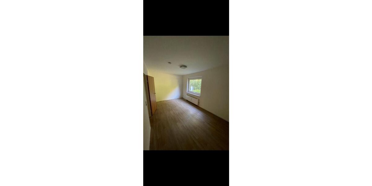 Erdgeschoßwohnung Bremerhaven Lehe - 3 Zimmer, 92 m&sup2;, 129.000&euro; | Angebot:26926542