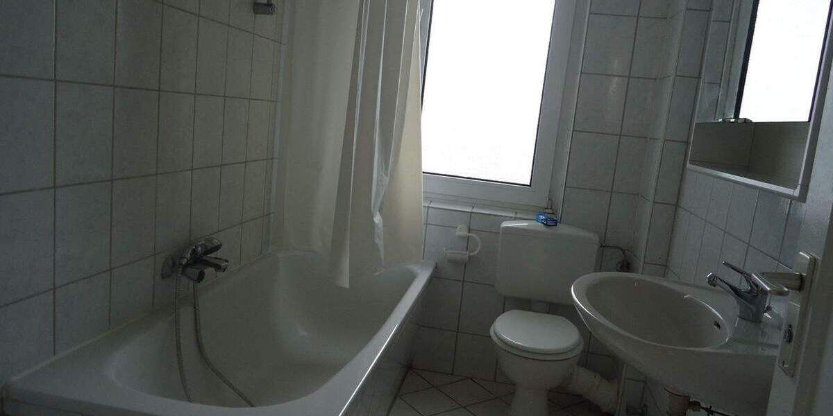 Etagenwohnung Bremerhaven Lehe - 2 Zimmer, 50 m&sup2;, 360&euro; | Angebot:25877469