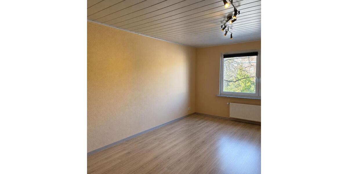 Erdgeschoßwohnung Bremerhaven Lehe - 3 Zimmer, 75 m&sup2;, 575&euro; | Angebot:26678834