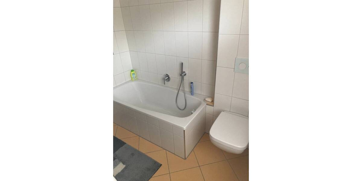 Etagenwohnung Bremerhaven Lehe - 4 Zimmer, 108 m&sup2;, 785&euro; | Angebot:26256985