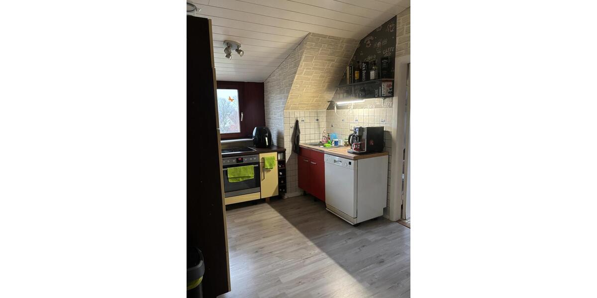 Dachgeschoßwohnung Nordenham - 2.5 Zimmer, 55 m&sup2;, 399&euro; | Angebot:24996722