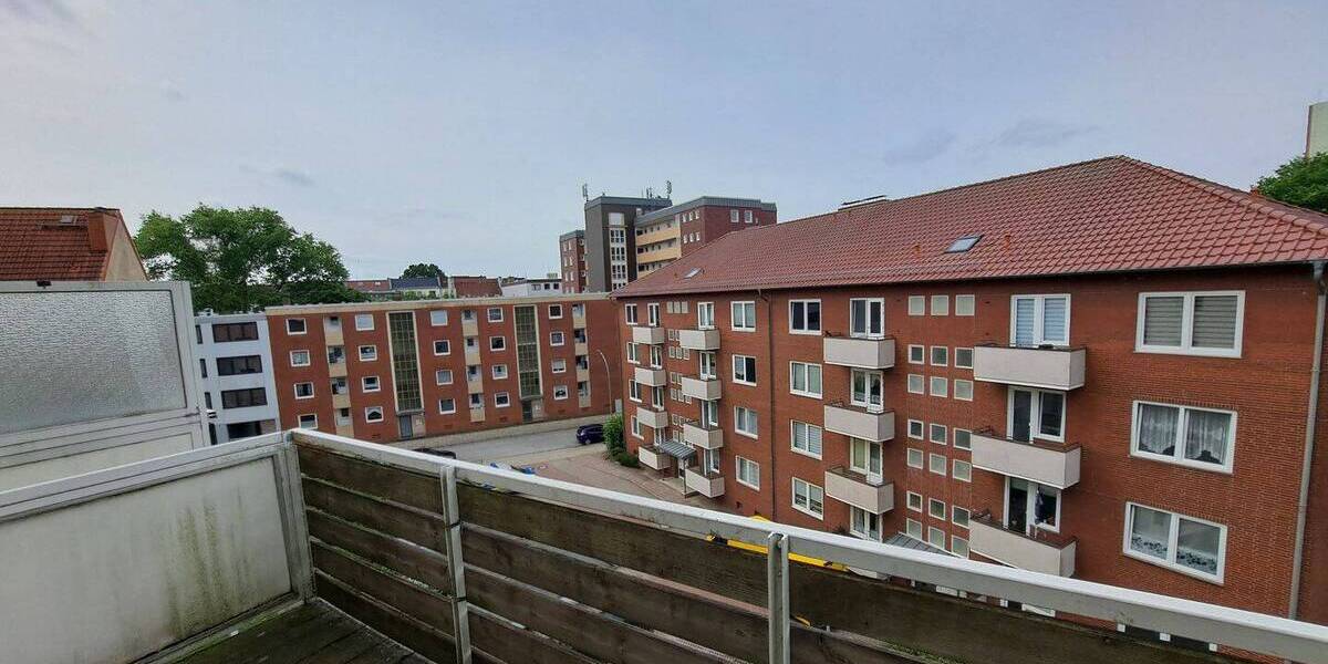 Etagenwohnung Bremerhaven Lehe - 3 Zimmer, 68 m&sup2;, 400&euro; | Angebot:26869334