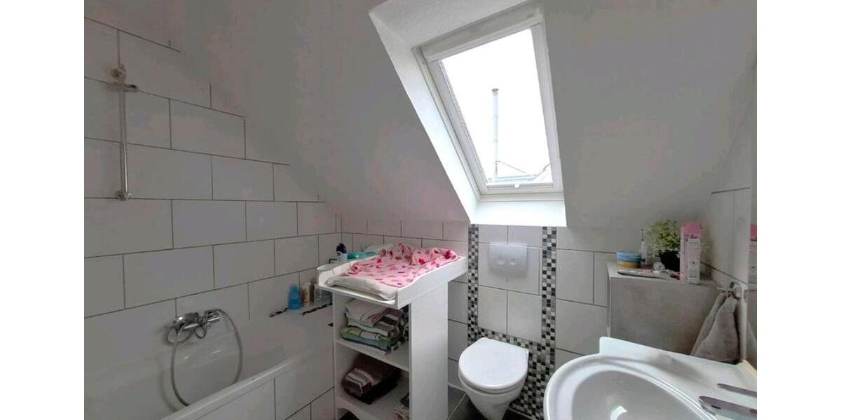 Einfamilienhaus Brake (Unterweser) - 4 Zimmer, 114 m&sup2;, 1.100&euro; | Angebot:25049137