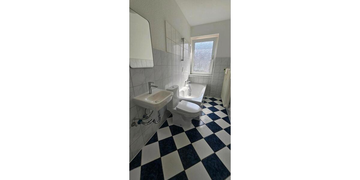 Erdgeschoßwohnung Wilhelmshaven Heppens - 3 Zimmer, 63 m&sup2;, 450&euro; | Angebot:26429459