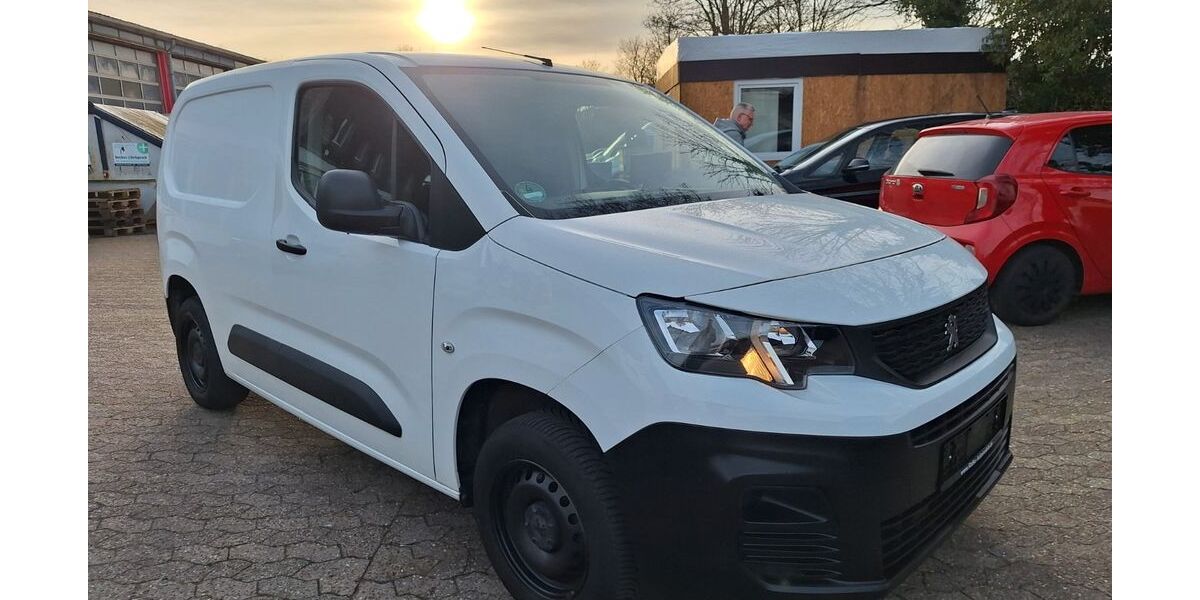 Peugeot Partner 48.000 km 10.500 &euro; Bremerhaven 27576