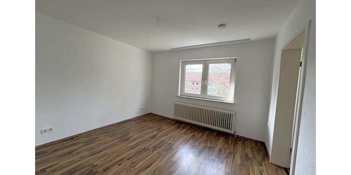 Etagenwohnung Bremerhaven Geestemünde - 3 Zimmer, 52 m&sup2;, 409&euro; | Angebot:25782870